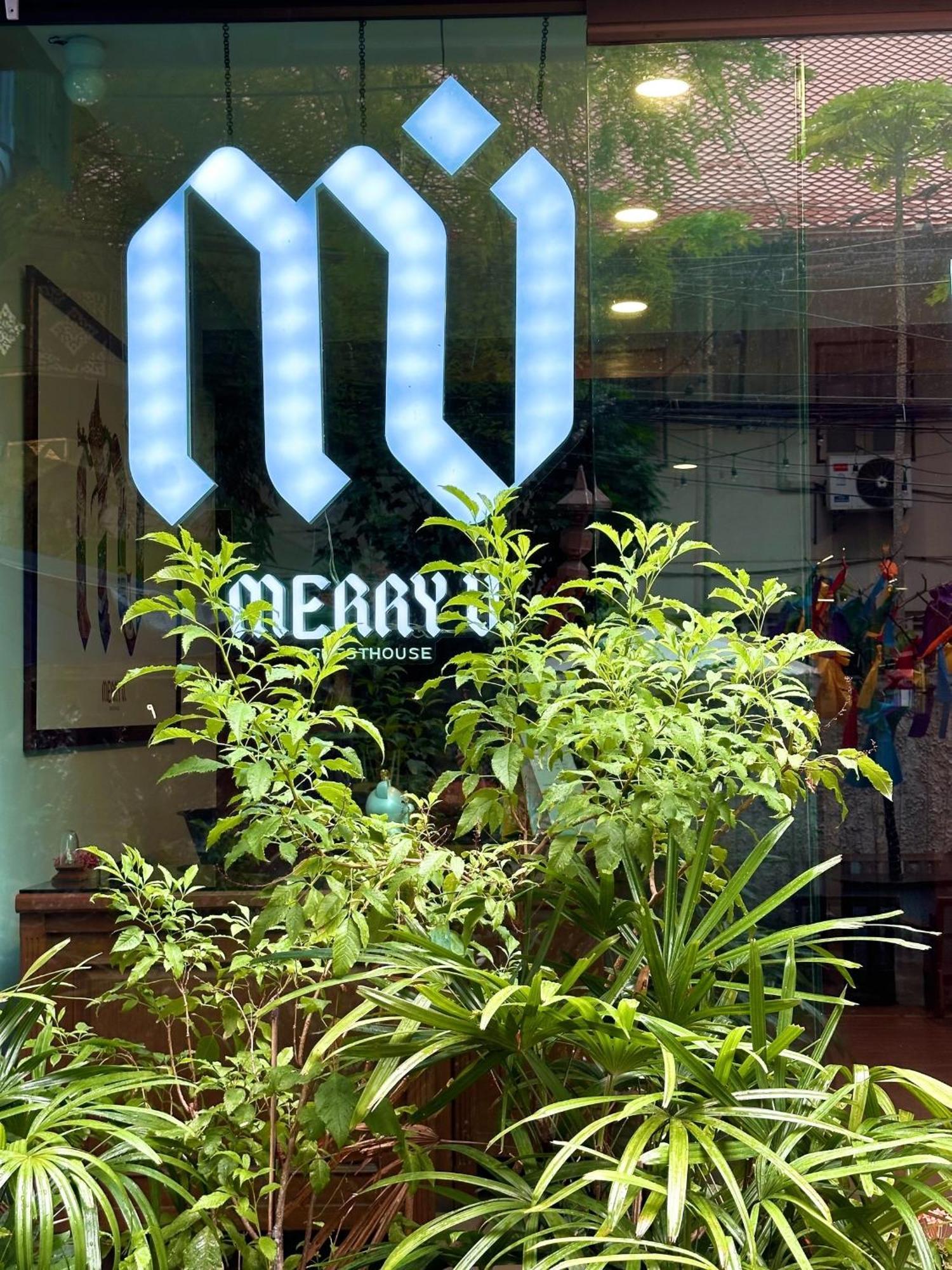 Merry V Guesthouse กรุงเทพมหานคร ภายนอก รูปภาพ
